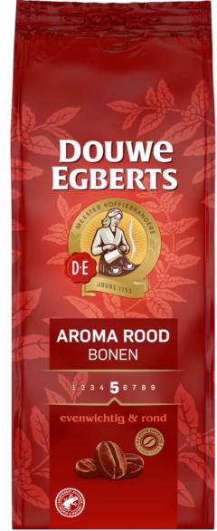Rode verpakking van de Douwe Egberts Aroma Rood koffiebonen. 